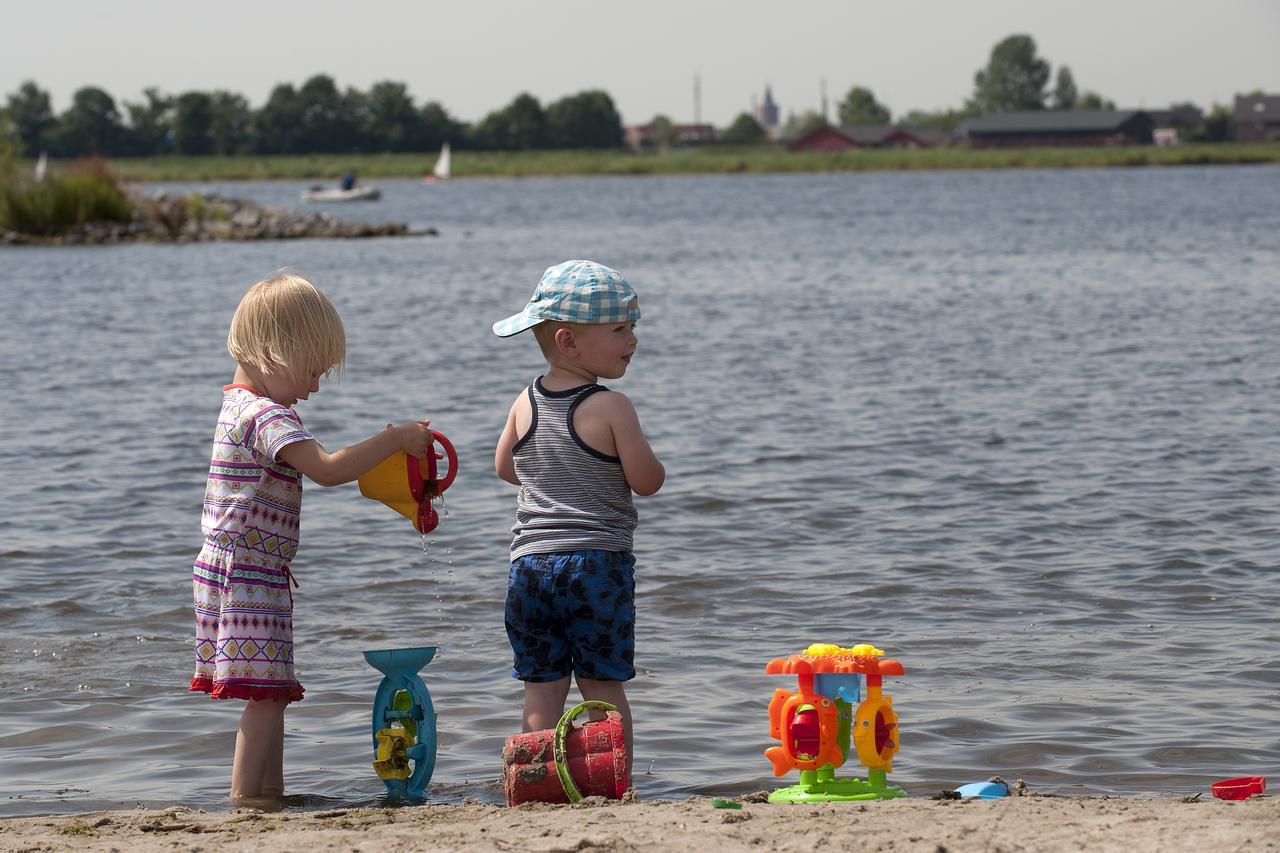 Boothuisje Marina Eemhof Villa Zeewolde Exteriör bild