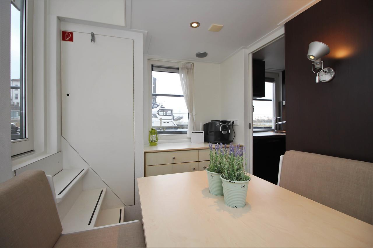 Boothuisje Marina Eemhof Villa Zeewolde Exteriör bild